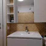 شقة Lux Iun Q2026 *